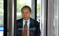 [포토]회장 후보 선정 면접에 참여하는 홍성균 전 신한카드 부회장 