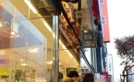 [포토]문 위에 난방기는 빵빵하게, 문은 활짝