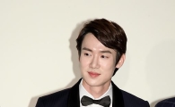 [포토]유연석, '모던젠틀맨상 수상'