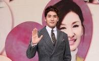 [포토]박윤재, '슈트의 정석'