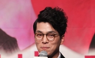 [포토]윤희석, '많이 사랑해주세요'