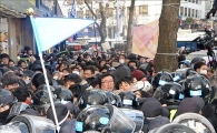 [포토]'노동자들은 안중에도 없다'