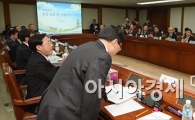 [포토]새해 인사하는 이동필 장관