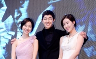 [포토]김현중, '여배우와 함께~'