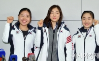 [포토] 포즈 취하는 김해진-김연아-박소연