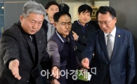 [포토]한국노총 방문한 방하남 장관