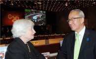 현오석,옐런 의장에 질서정연한 테이퍼링 당부…IMF 역파급효과 공감(종합)