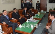 [포토]국회 찾은 국무총리