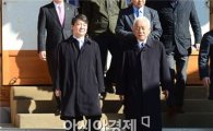 [포토]기자회견 마친 김한길-안철수 