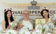 [포토]한국로얄코펜하겐, '플로라 다니카 페인팅 시연회' 개최