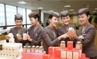 박삼구 회장, 화이트데이 맞아 女직원 사탕선물