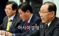[세월호 침몰]황우여 "무사생환 기원…선거운동 중지"