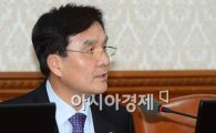 [포토]강병규 안행부 장관, "6.4 지방선거 잘 치르겠다"