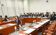 [포토]의원들 없는 특별위원회