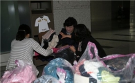 마포구청 직원들 헌옷 팔아 청소년들에게 장학기금 전달 