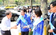 [포토]인사 나누는 박원순 후보