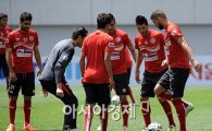 [포토] 튀니지 대표팀, '볼 뺏기 게임'