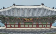 [포토]황금연휴 마지막날, 경복궁 찾은 시민들