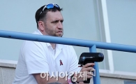 [포토]김광현 주시하는 LA 에인절스 스카우터