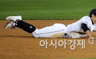 [포토]최주환,'다이빙 캐치를 시도해 보지만'