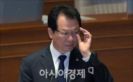 서남수·유진룡 장관 면직 통보…교육부·문체부 당분간 차관 대행으로 운영