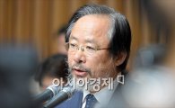 해수부 업무 정상화 나선 이주영 장관 "국민신뢰 회복해야" 