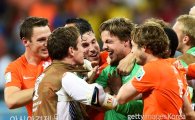 [월드컵]나바스에 울던 네덜란드, 백업 GK 크륄이 구했다