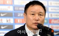 축구대표팀 새 사령탑, 허정무 감독 유력후보로 물망