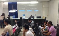 하루 100여명 찾는 필리핀 '삼성 AS센터' 가보니
