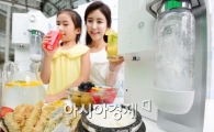 [포토]건강한 '코웨이 스파클링 정수기'로 똑똑한 여름을 