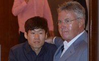 히딩크·박지성, "이용수 기술위원장은 한국 축구에 적임자 "