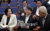김한길·안철수 공동대표 결국 사퇴, 4개월 여정 막내린다