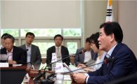 새 경제팀,공공기관 여윳돈 5조원 민생안정에 투입