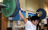 [인천AG]사재혁, 남자 역도 85㎏급 메달 획득 실패