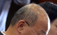 [포토]기침하는 문형표 보건복지부 장관 