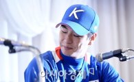 [포토]김광현,'플래시 세례가 너무 눈부셔'