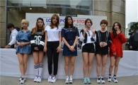 [포토]AOA 팬사인회 '짧은치마 입고~' 