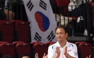 [포토]박수치는 유재학 감독