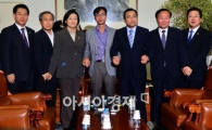 [포토]여야-세월호 유가족 3자 회동, '이번에는 합의가능하나?'