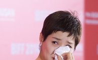 김호정, 영화 '화장' 기자회견서 눈물 보인 까닭은?