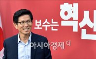 '태극기 집회' 참석한 김문수 "남녀노소 우국충정에 눈물"