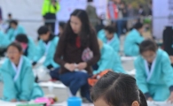 [포토]소녀가 한 번 써보겠습니다 