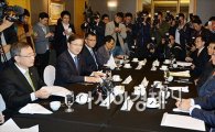 정부 '보조금 올려라' 엄포…'속앓이' 제조사·이통사 대응 고심