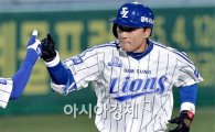 이승엽 '통산 400홈런'…삼성, 롯데 잡고 5연승