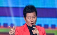 '가요베스트' 태진아, 공로상 수상…'내가 바로 영원한 오빠'