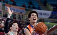 [포토]거침없이 돌파하는 전자랜드 정병국