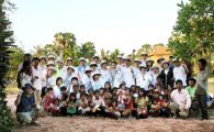 코웨이, 9년째 캄보디아 우물파기…내년 1000개 목표