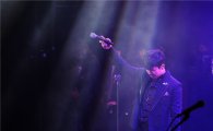 넥스트 콘서트, '마왕'을 기억한다면 모여라…가요계 ★들 '총출동'(리뷰)