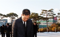 장만채 전남도교육감, 현충탑 참배로 새해 업무 시작