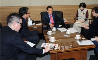 윤장현 광주시장, “사회적 경제는 개개인 살피는 수단”